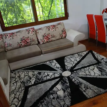 Casa Dani Indipendente * Kamez