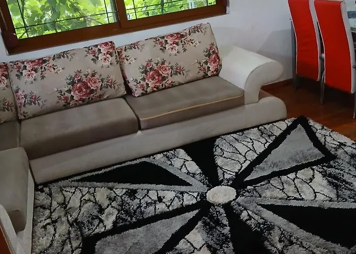 Casa Dani Indipendente * Kamëz